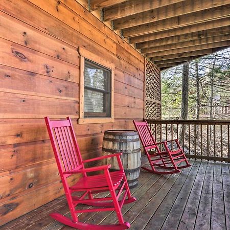 Willa Cozy Cabin With Hot Tub In The Heart Of Pigeon Forge Zewnętrze zdjęcie