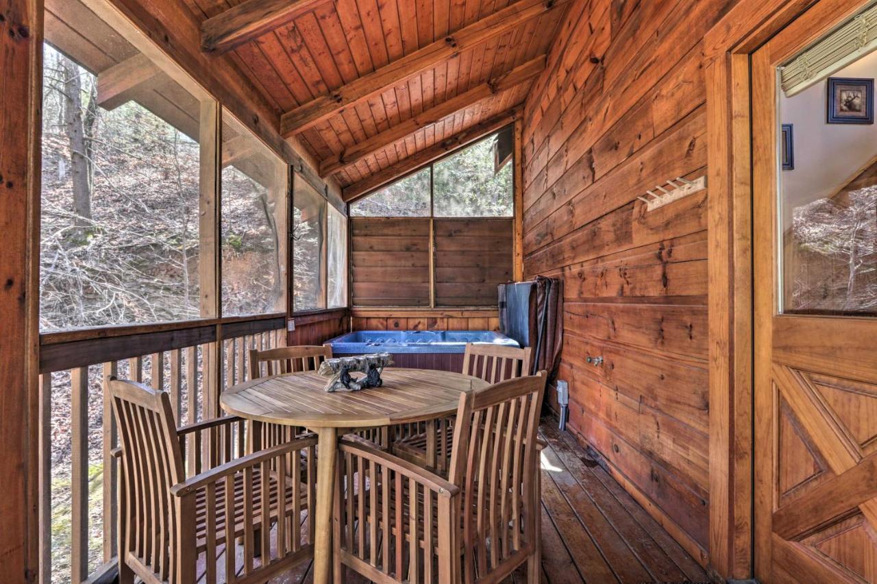 Willa Cozy Cabin With Hot Tub In The Heart Of Pigeon Forge Zewnętrze zdjęcie
